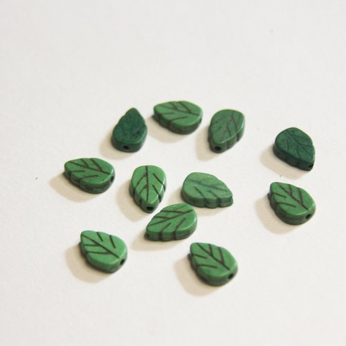 11 perles vertes feuilles