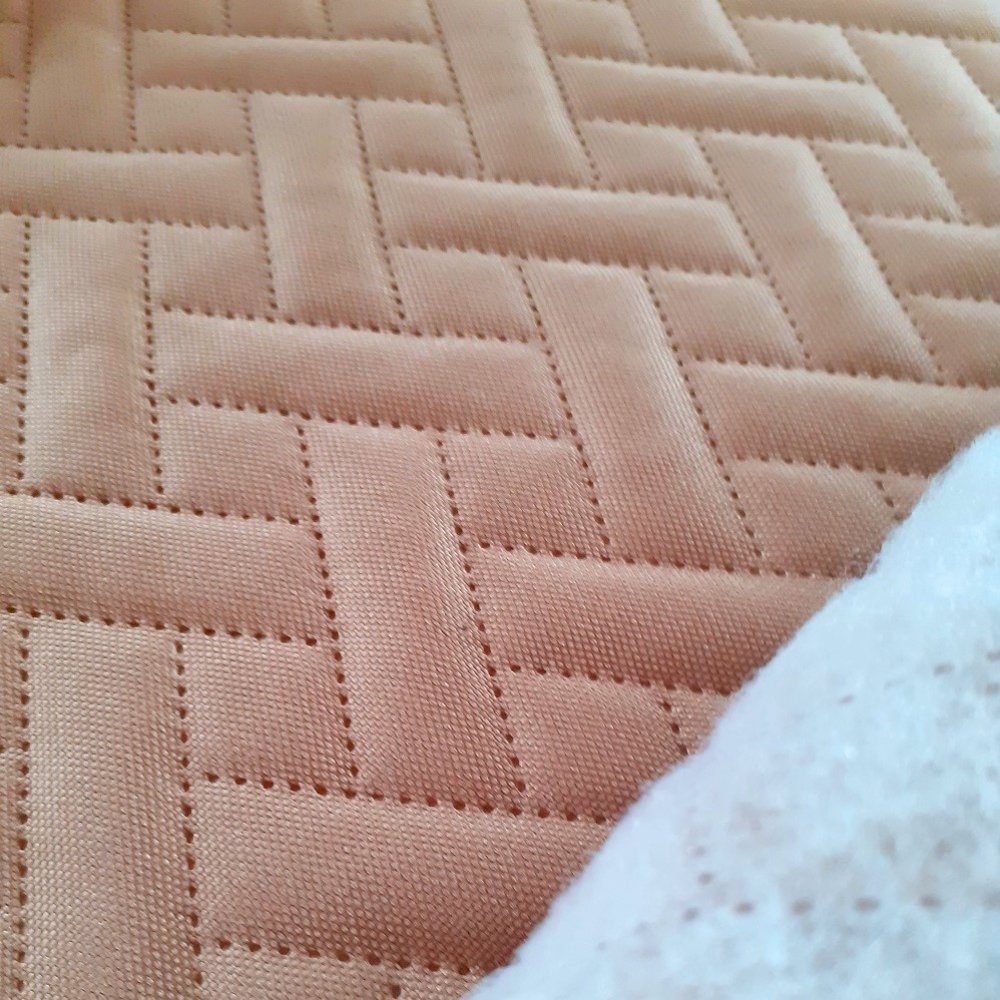 Tissu étanche outdoor matelassé beige, extérieur, imperméable pour  décoration - Un grand marché