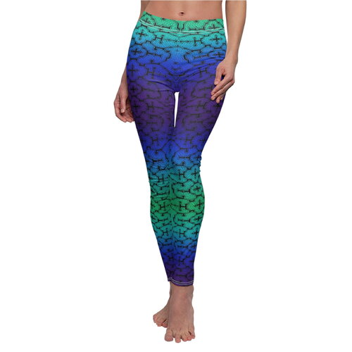 Legging yoga em cores degradê bleu, toda estampada com a geometria sagrada shipibo, pintada e assinada por isis wikandah