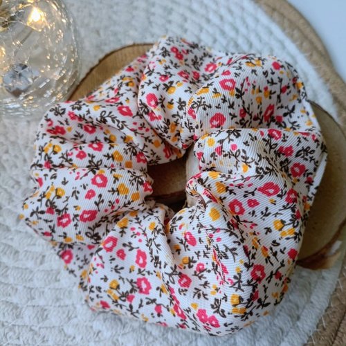 Chouchou en coton liberty fleuri - accessoire cheveux artisanal
