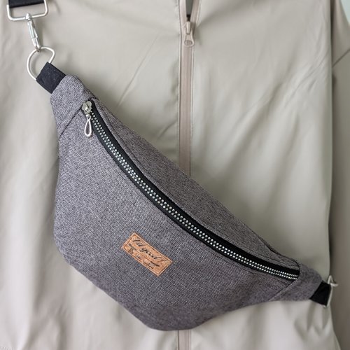 Grand sac banane gris chiné chic avec fermeture strass