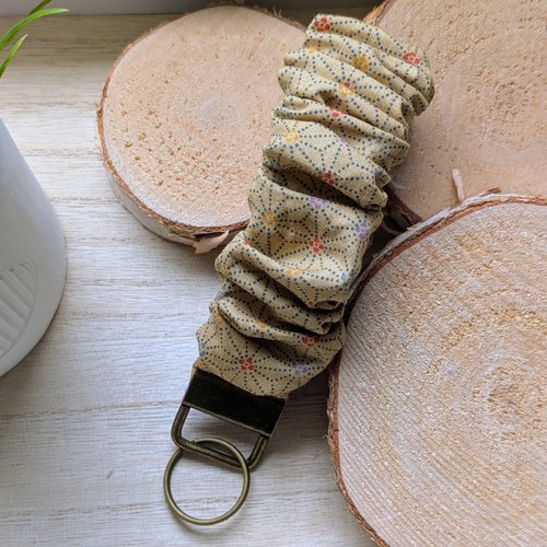Dragonne porte-clés chouchou en tissu géométrique beige et rouge, bracelet élastique poignet fait main