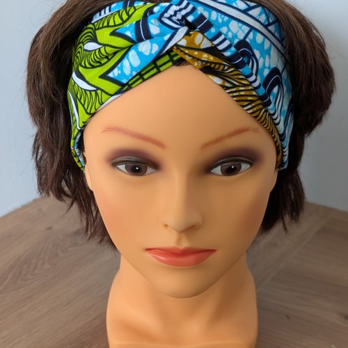 Headband en wax vert anis et bleu ciel, bandeau cheveux turban croisé motifs graphiques fait main