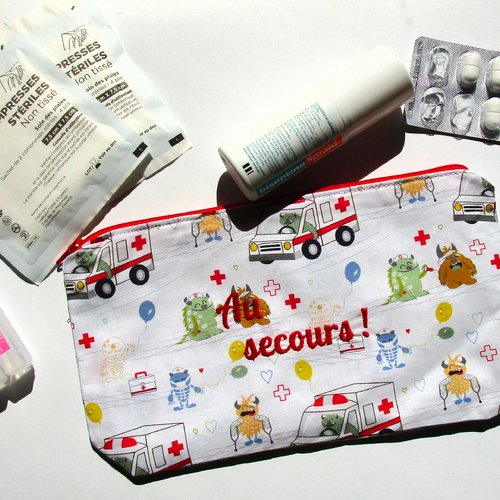 Trousse " au secours"