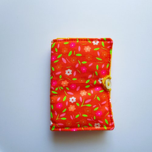 Porte-aiguilles orange