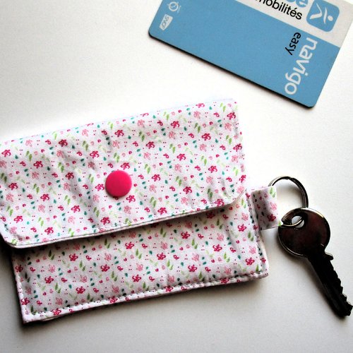 Porte-cartes/porte-clefs petites fleurs