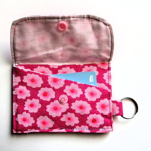 Porte cartes/porte clefs fleurs roses