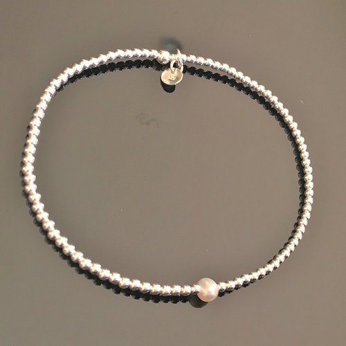 Bracelet perles en argent 925/000 et perle de culture taille élastique