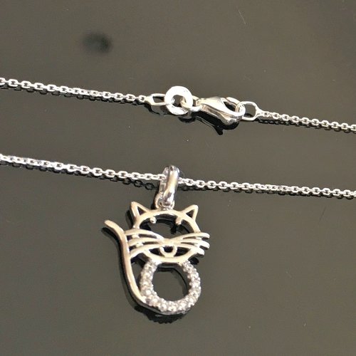 Beau collier pendentif chat en argent 925 et zirconium sur chaine argent 925 longueur 42 cm