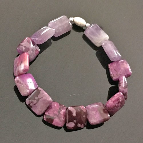 Bracelet agate brésilienne fuchsia et améthyste- bijou pierres naturelles et argent 925 taille élastique