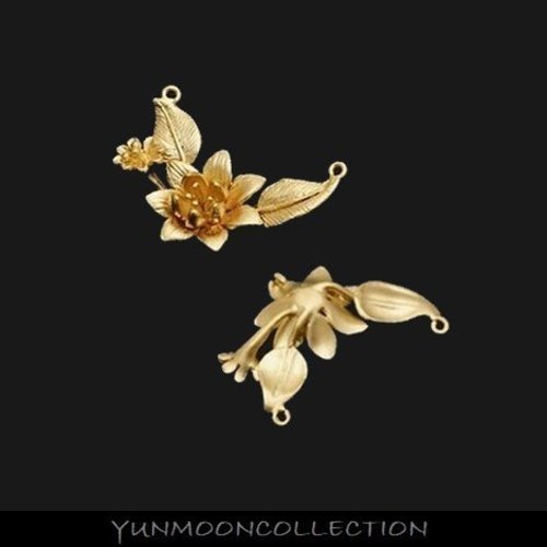 Pe-42/pendentif fleuriste en mat plaqué or