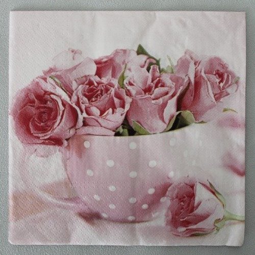 Serviette " la tasse et roses " 33 cm x 33 cm