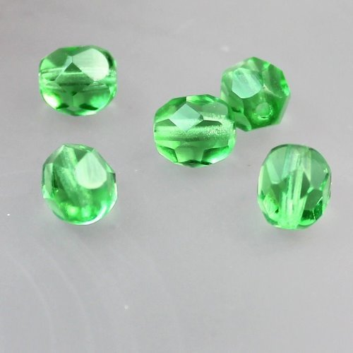 Facette vert transparent  t 7 lot de 20 perles