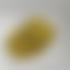 Perle ronde  jaune, bleu et rouge 220-230perles