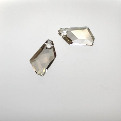 Pendentif en cristal gris satiné 2 pièces 18 mm