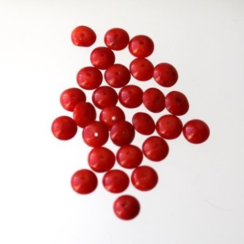 Pierre gemmes gorgone rouge rond aplatie 25 perles