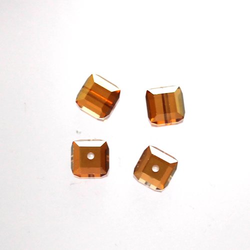 5 cubes cristal swarovski 6 mm topaz