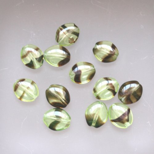 Olive plate 10 x 9 mm lot de 13 perles