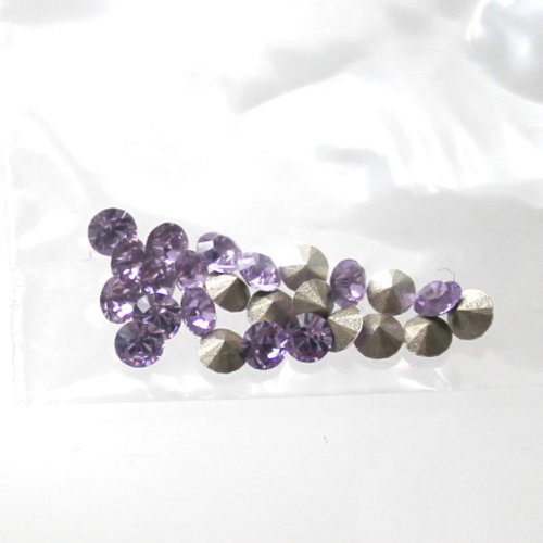 Cabochon chaton cristal  3 mm violet 75 piecès