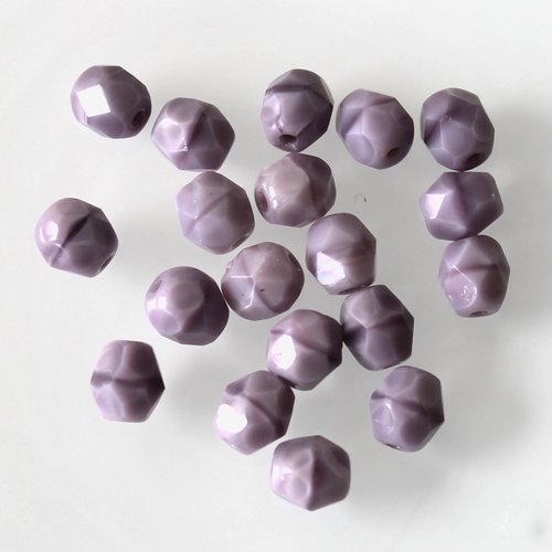 19 facettes taille 5 violet opaque