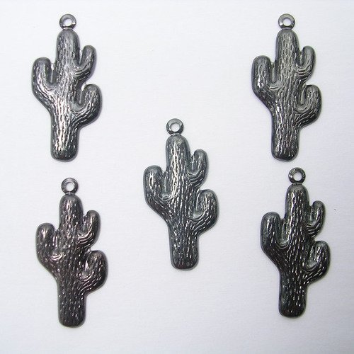 Lot  5 charms metals noirs  : cactus 24 mm