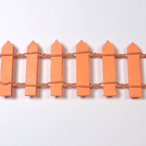 Miniature en bois : barrière orange 11 cm*3 cm 