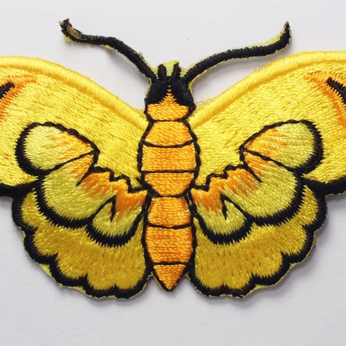 Applique tissu thermocollant : papillon jaune 75*35mm 