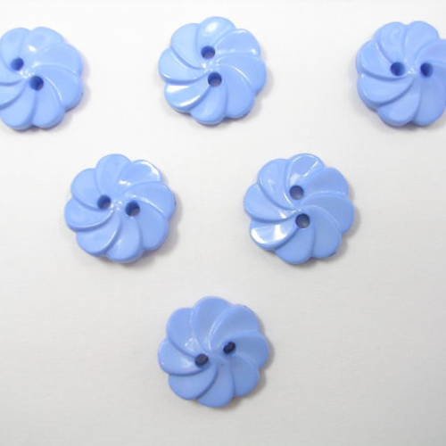 Lot 6 boutons : fleur torsadée bleu 13mm 