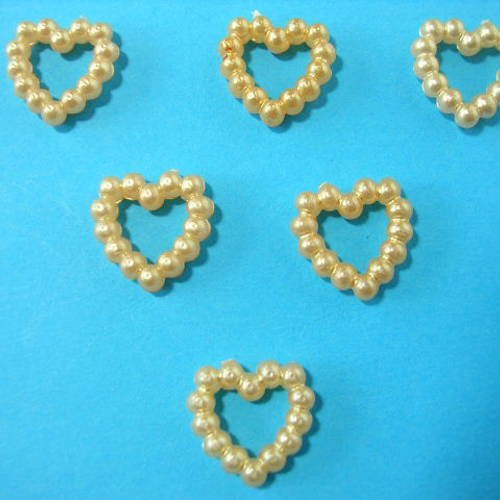 Lot  6 appliques perles plastiques  : coeur beige 11mm 
