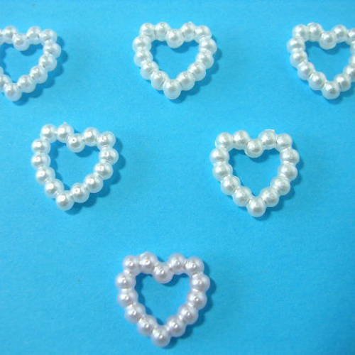 Lot  6 appliques perles plastiques  : coeur blanc 11mm 