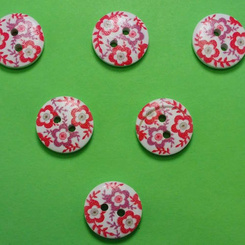 Lot 6 boutons bois : rond motif fleur 15mm (43)