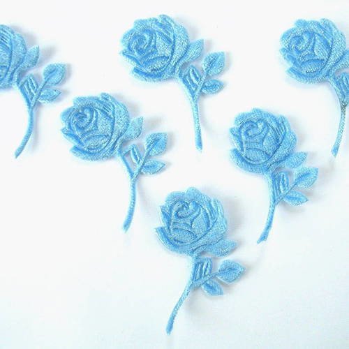 Lot 6 appliques tissus  : rose couleur bleu velours hauteur 5cm (01)