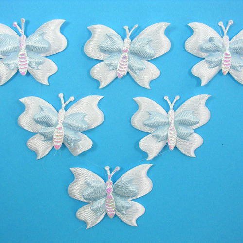 Lot  6 appliques tissus  : papillon blanc et bleu clair 45mm 