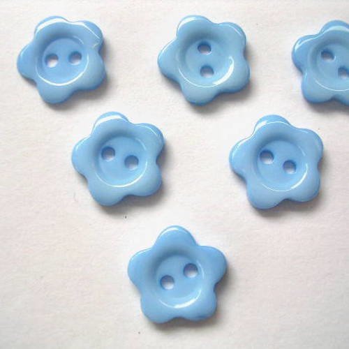 Lot 6 boutons : fleur bleu 12mm 