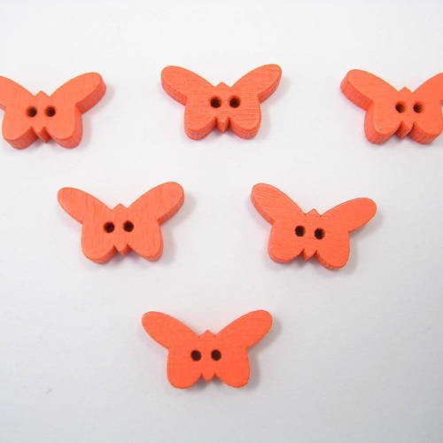 Lot 6 boutons bois : papillon orange 17mm