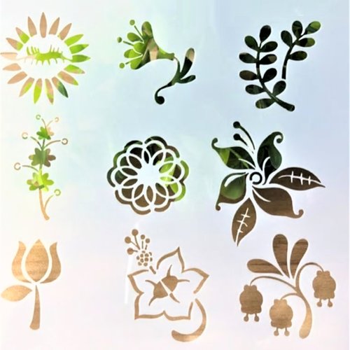 Pochoir plastique 13*13cm : fleur (38)