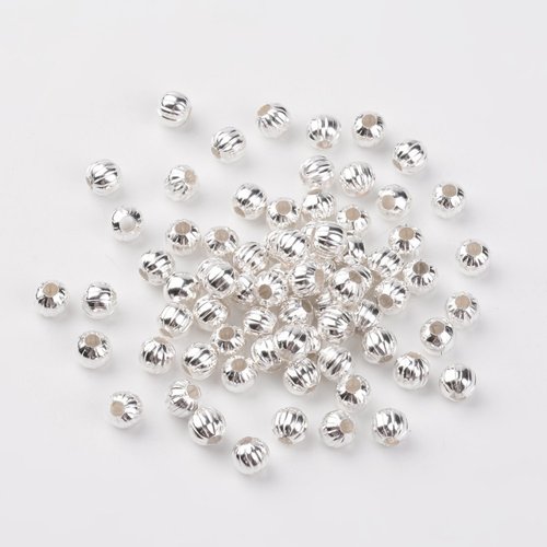 Lot 50 perles : rondes plaquées argentées striées 4mm