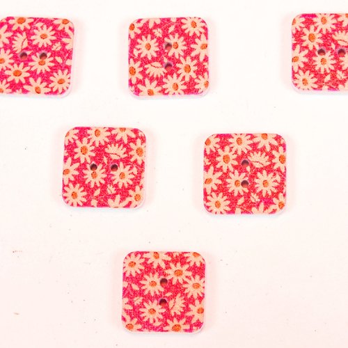 Lot 6 boutons bois : carré motif fleur 15mm (03)