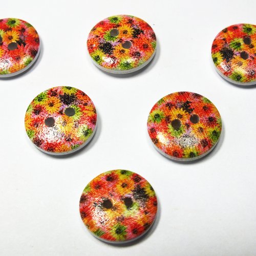 Lot 6 boutons bois : rond motif fleur 15mm (114)