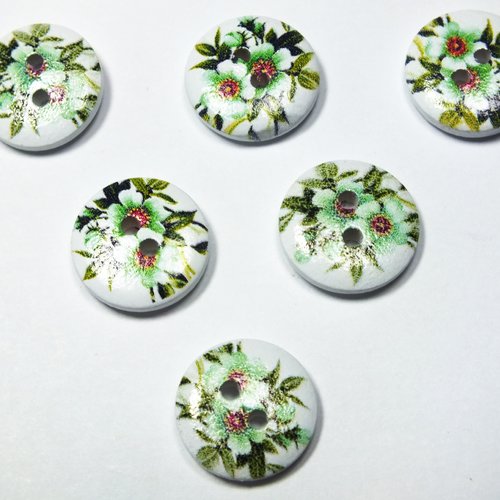 Lot 6 boutons bois : rond motif fleur 15mm (118)