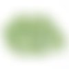 Perles acryliques : 100 rondes vertes lettre noire 10 mm