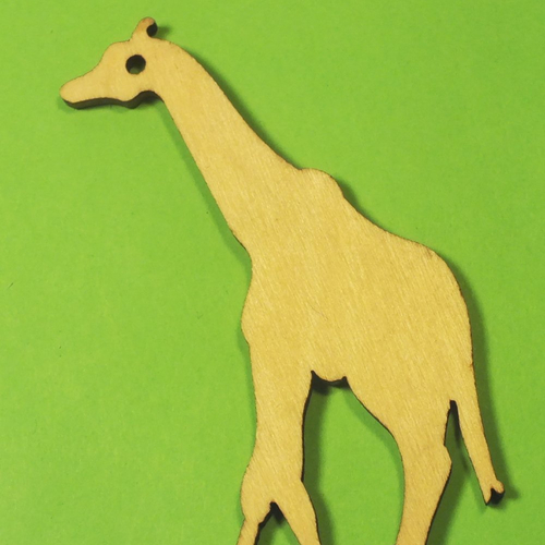 Applique bois : girafe 8*5cm , épaisseur 2,5 mm (02)
