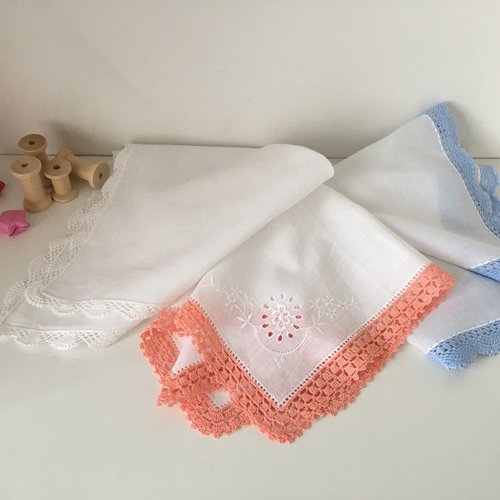 Mouchoir lavable bord crocheté