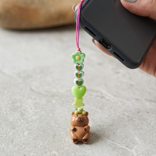 Bijou de portable capybara accessoire de téléphone smartphone fleurs en résine cordon coloré