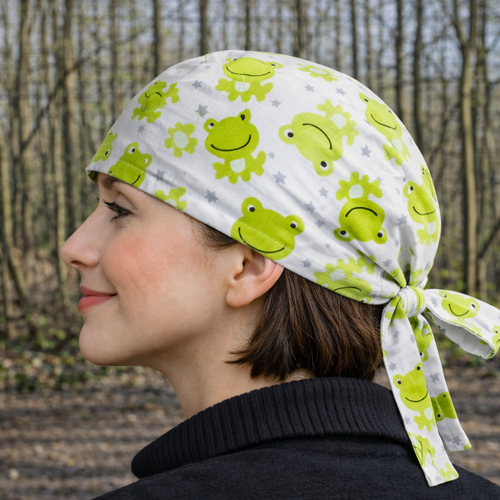 Calot chirurgical motif grenouilles – bonnet de bloc infirmière en coton vert et blanc – accessoire médical fait main