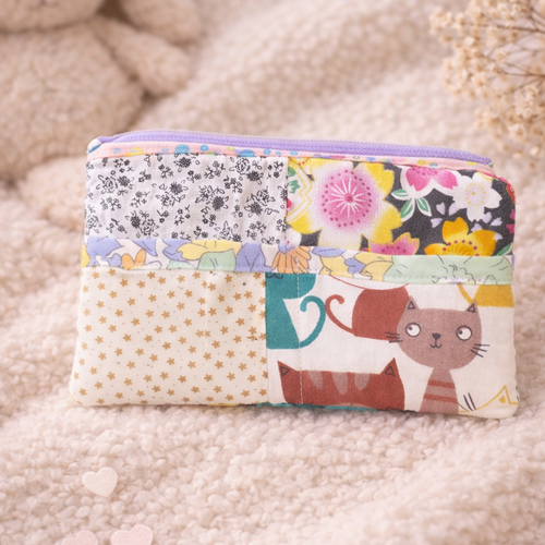 Pochette patchwork fait main – trousse artisanale colorée – pochette maquillage / sac – idée cadeau femme unique