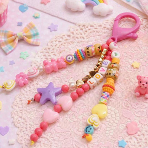 Porte cles kawaii avec  puces d amour vintage bijou de sac tendance perles colorées breloques cœur unique colré