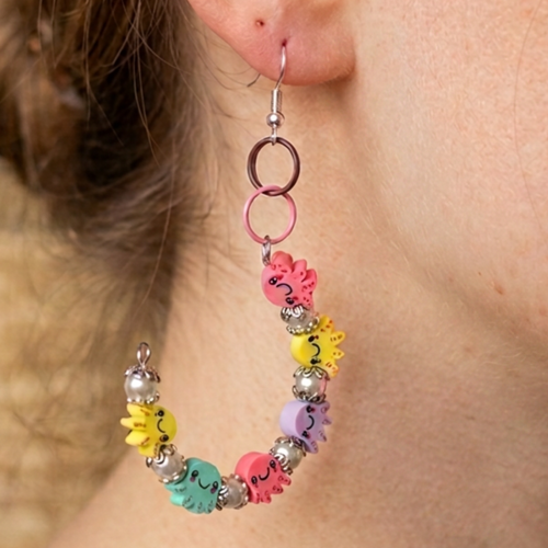 Créoles originales poulpes colorés polymeres avec coupelles argent et perles fait mains