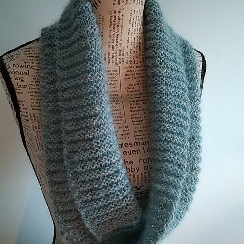 Col écharpe infini bleu gris en laine alpaga mohair soie pour femme