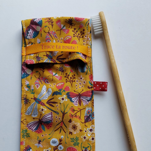 Etui brosse à dents avec message